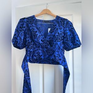 BRAND NEW 2 piece set